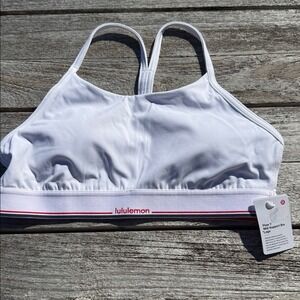 Lululemon Flow Y Mid-Support Bra Logo B/C Cup size 8 NWT